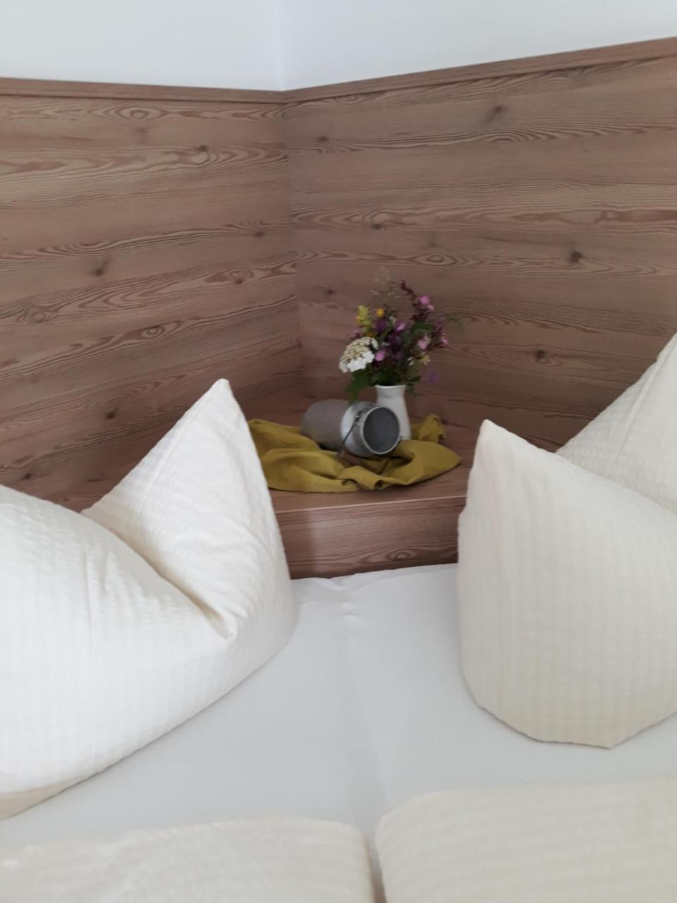 Bed and Breakfast Bauernhof Kotz Brunnen Exterior foto